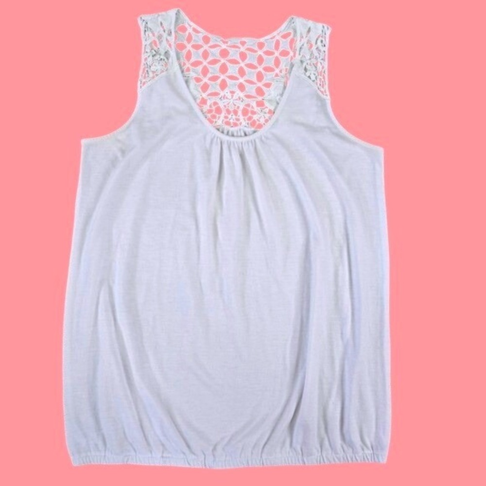 White Crochet Womens Size M Lace Back Bubble Hem Tank Top Sleeveless Shirt